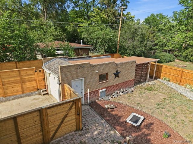 8187 W 17th Ave, Lakewood, CO 80214