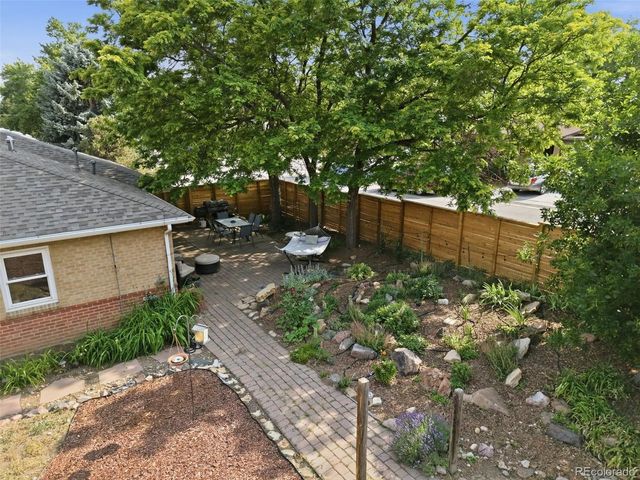 8187 W 17th Ave, Lakewood, CO 80214