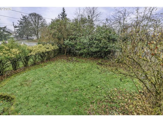 234 N 6TH St, St Helens, OR 97051