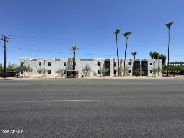 3738 E MCDOWELL Road 101, Phoenix, AZ 85008