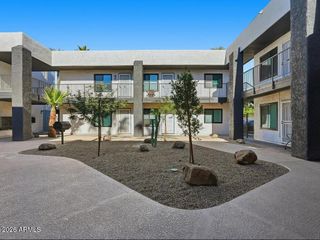 3738 E MCDOWELL Road 101, Phoenix, AZ 85008