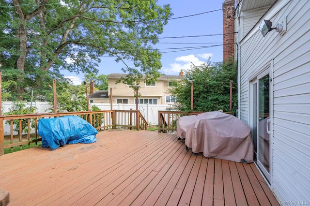 45 Mildred Court, Plainview, NY 11803