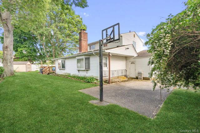 45 Mildred Court, Plainview, NY 11803