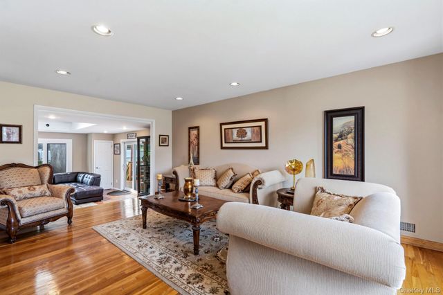 45 Mildred Court, Plainview, NY 11803