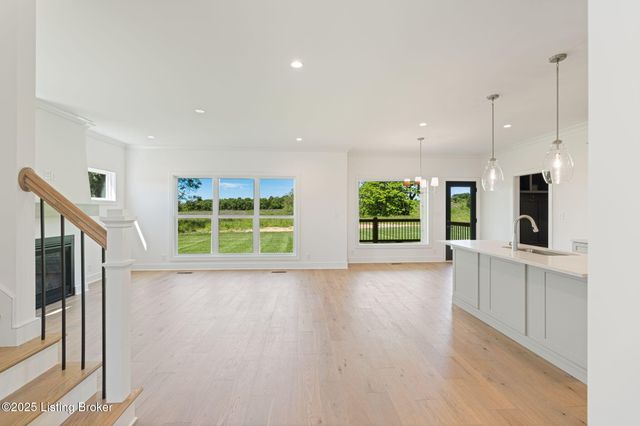 3238 Catalpa Farms Dr, Fisherville, KY 40023