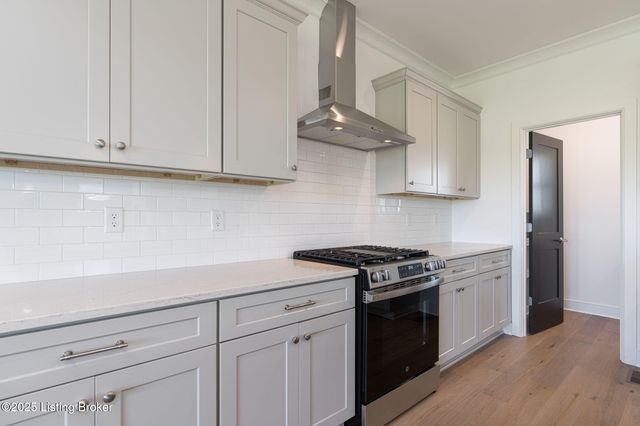 3238 Catalpa Farms Dr, Fisherville, KY 40023