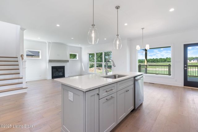 3238 Catalpa Farms Dr, Fisherville, KY 40023