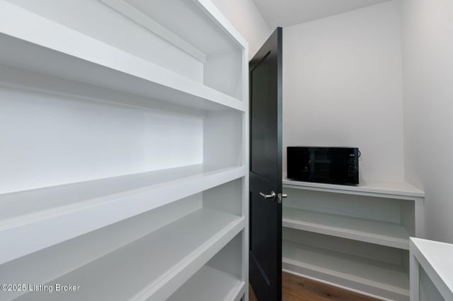 3238 Catalpa Farms Dr, Fisherville, KY 40023