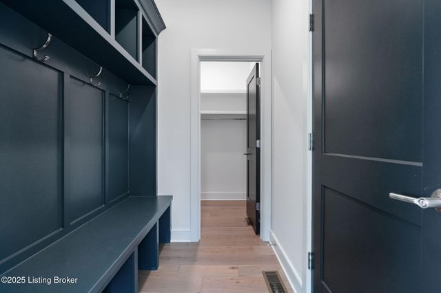 3238 Catalpa Farms Dr, Fisherville, KY 40023