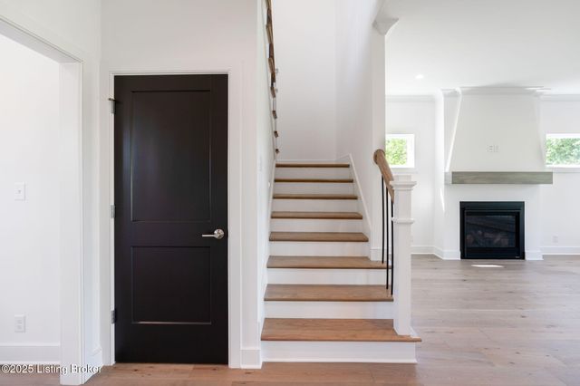 3238 Catalpa Farms Dr, Fisherville, KY 40023