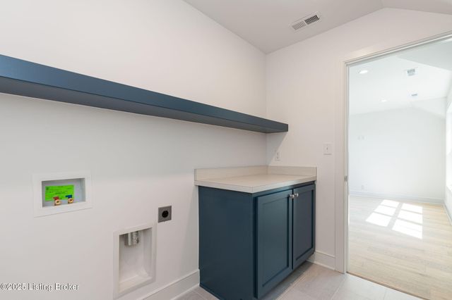 3238 Catalpa Farms Dr, Fisherville, KY 40023