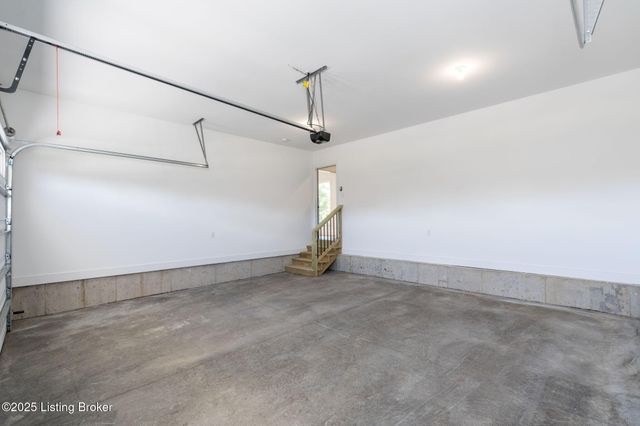 3238 Catalpa Farms Dr, Fisherville, KY 40023