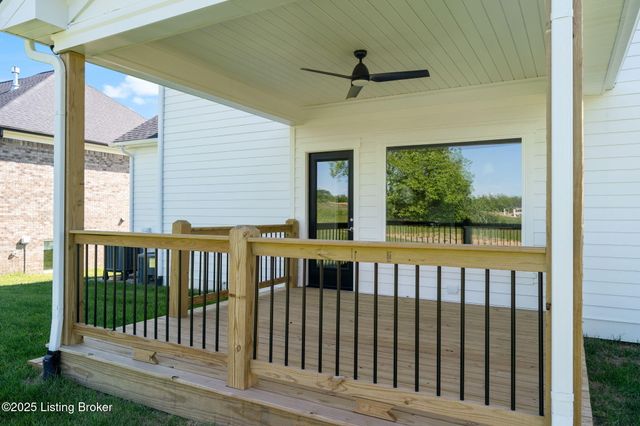 3238 Catalpa Farms Dr, Fisherville, KY 40023