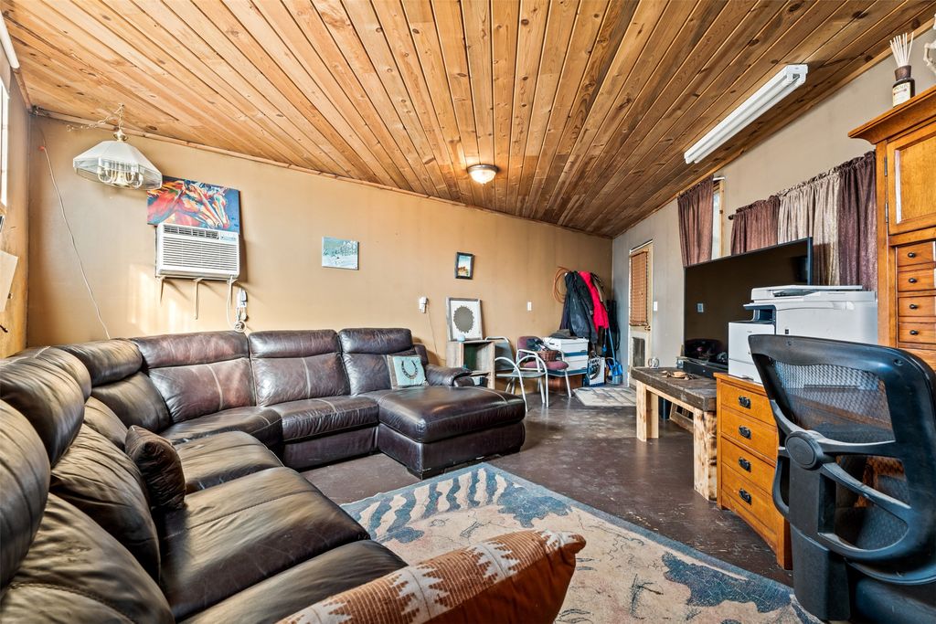 224 Rusty Spur Way, Corvallis, MT 59828 photo 28