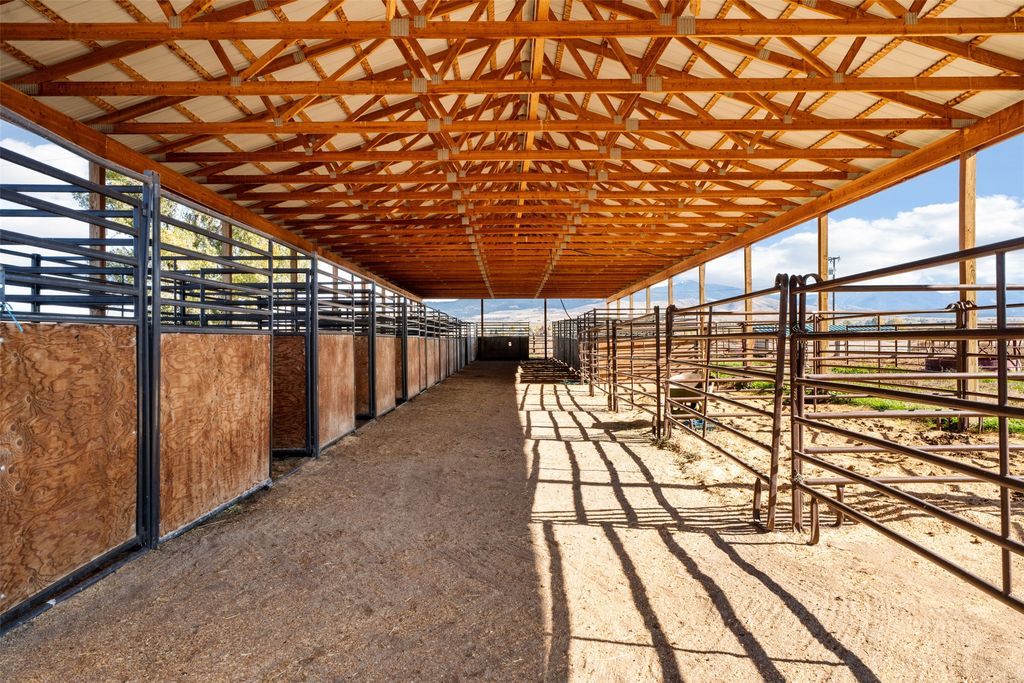 224 Rusty Spur Way, Corvallis, MT 59828 photo 29