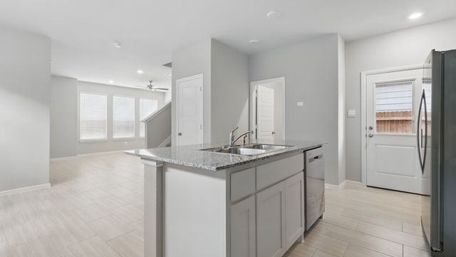 3032 MAPLE ORCHARD Lane, Fort Worth, TX 76140