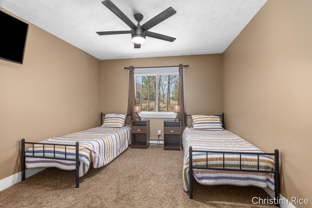 7200 Whitneyville Avenue Se, Caledonia Twp, MI 49302