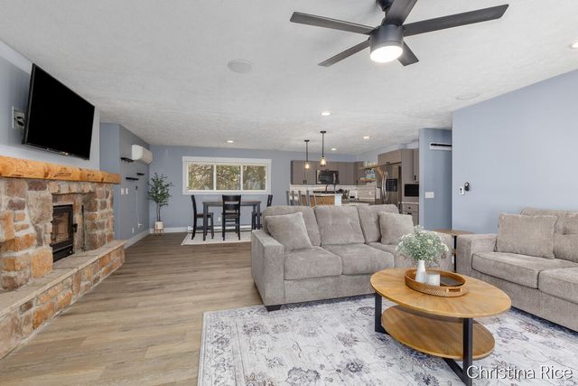 7200 Whitneyville Avenue Se, Caledonia Twp, MI 49302
