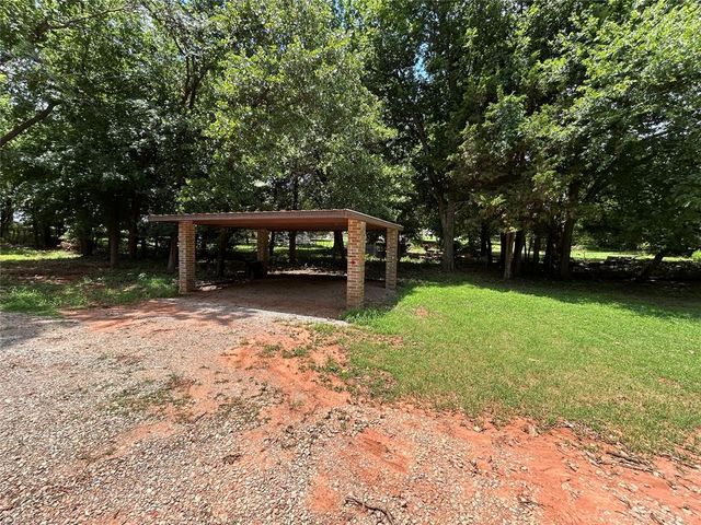 4324 Valley View Lane, Edmond, OK 73034
