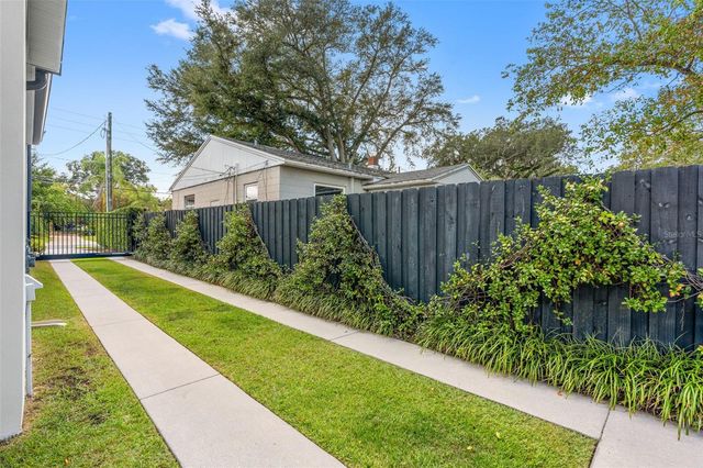 721 GOLFVIEW STREET, Orlando, FL 32804