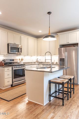 2203 Chapel Hill Road, Durham, NC 27707