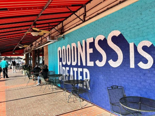 619 Hinsdale Street, Raleigh, NC 27605