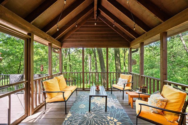 4769 White Oak Court, Eagan, MN 55122