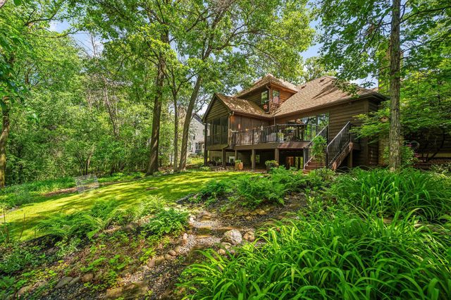 4769 White Oak Court, Eagan, MN 55122