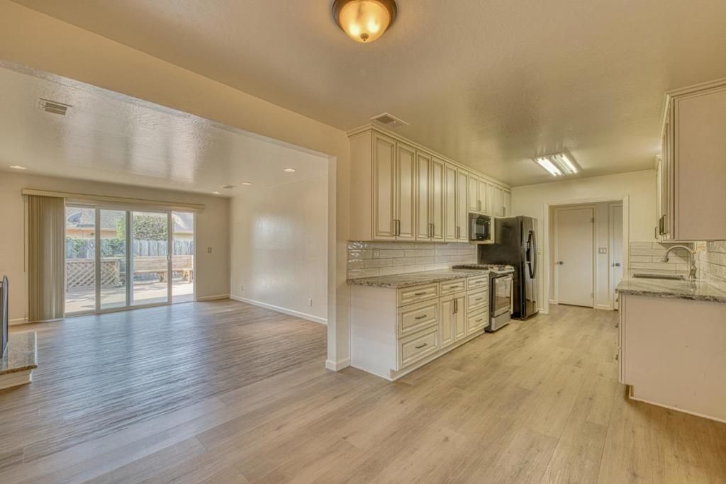 Image 12 of property listing at 779 Bedford Drive, Salinas, CA 93901