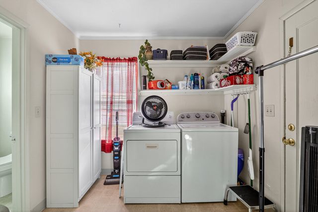 407 S Shasta Avenue, Eagle Point, OR 97524