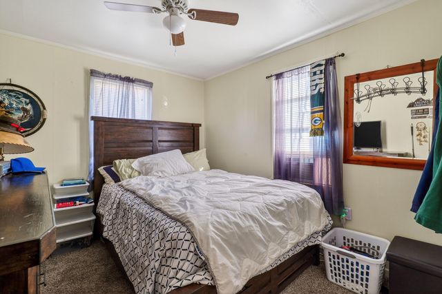 407 S Shasta Avenue, Eagle Point, OR 97524