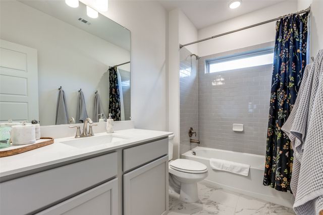 3100 Greenbriar Drive, Celina, TX 75009