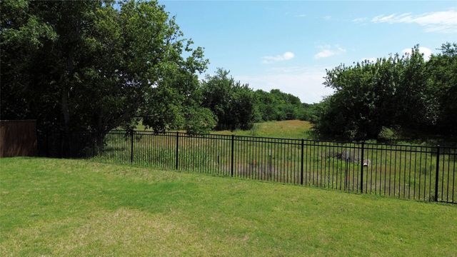 3100 Greenbriar Drive, Celina, TX 75009