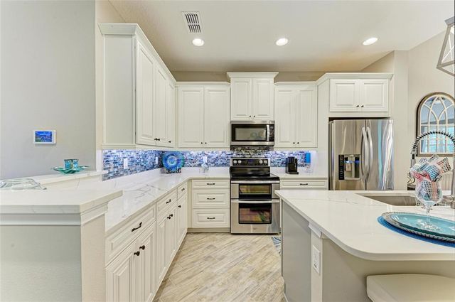 11607 MEADOWGATE PLACE, Bradenton, FL 34211