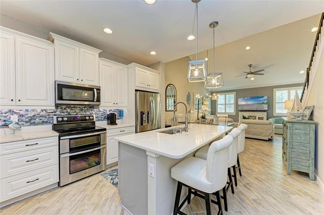 11607 MEADOWGATE PLACE, Bradenton, FL 34211
