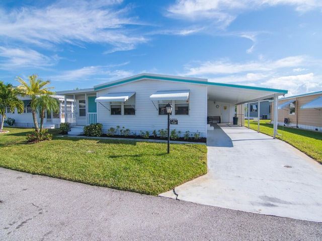 236 NE Sunshine Lane, Jensen Beach, FL 34957