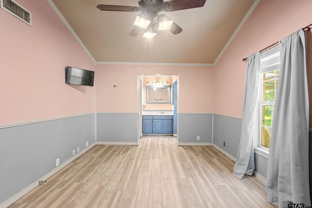 307 N Tyler St, Big Sandy, TX 75755