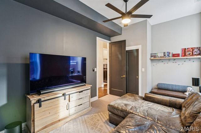 3434 S Jefferson Avenue, St Louis, MO 63118