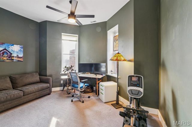 3434 S Jefferson Avenue, St Louis, MO 63118