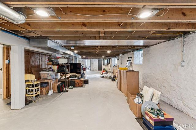 3434 S Jefferson Avenue, St Louis, MO 63118