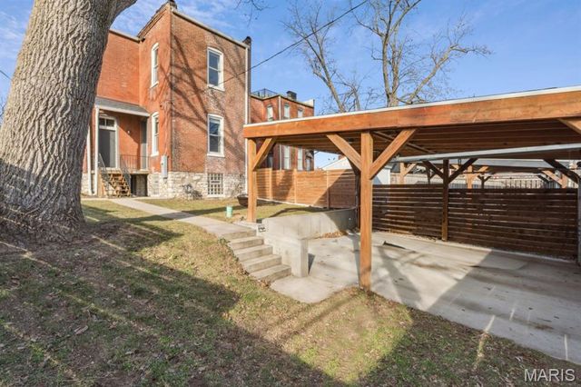 3434 S Jefferson Avenue, St Louis, MO 63118