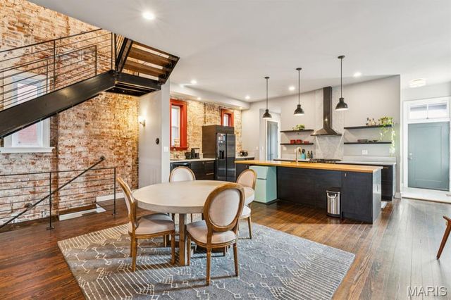 3434 S Jefferson Avenue, St Louis, MO 63118