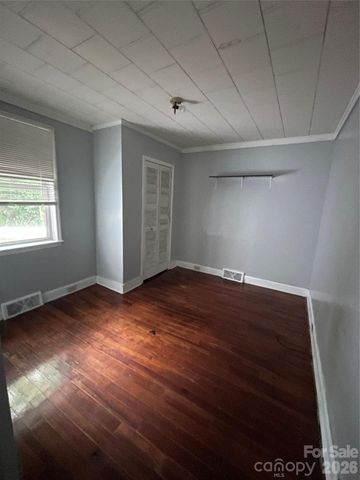 922 N Main Street, Salisbury, NC 28144