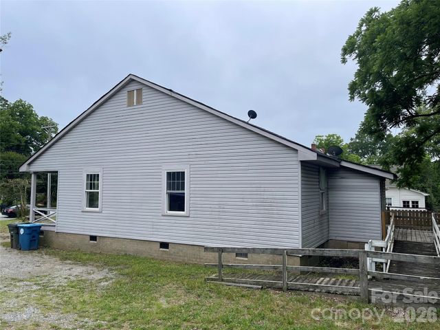 922 N Main Street, Salisbury, NC 28144