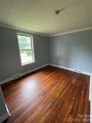 922 N Main Street, Salisbury, NC 28144