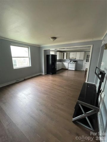 922 N Main Street, Salisbury, NC 28144