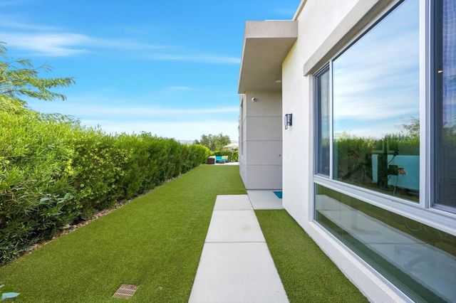 1280 Celadon Street, Palm Springs, CA 92262