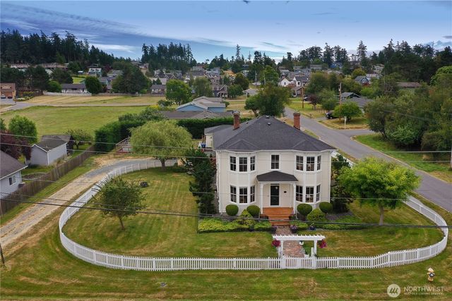 501 NE 9th Street, Coupeville, WA 98239