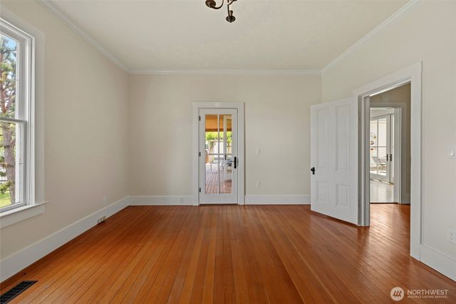 501 NE 9th Street, Coupeville, WA 98239