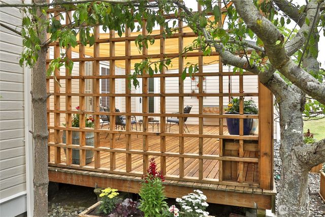 501 NE 9th Street, Coupeville, WA 98239